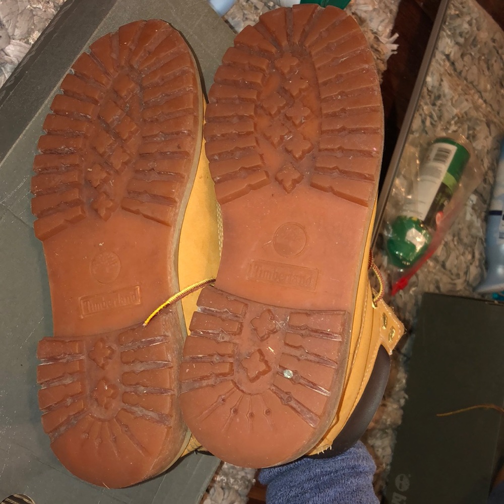 Used Wheat Tan/Brown Timberland Boots 5.5M (kids) - Picture 4 of 5